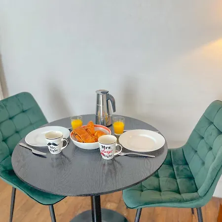 Daire Cosy A 5min De Paris Clichy